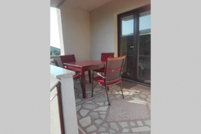 One bedroom apartment with two terraces in an orchard